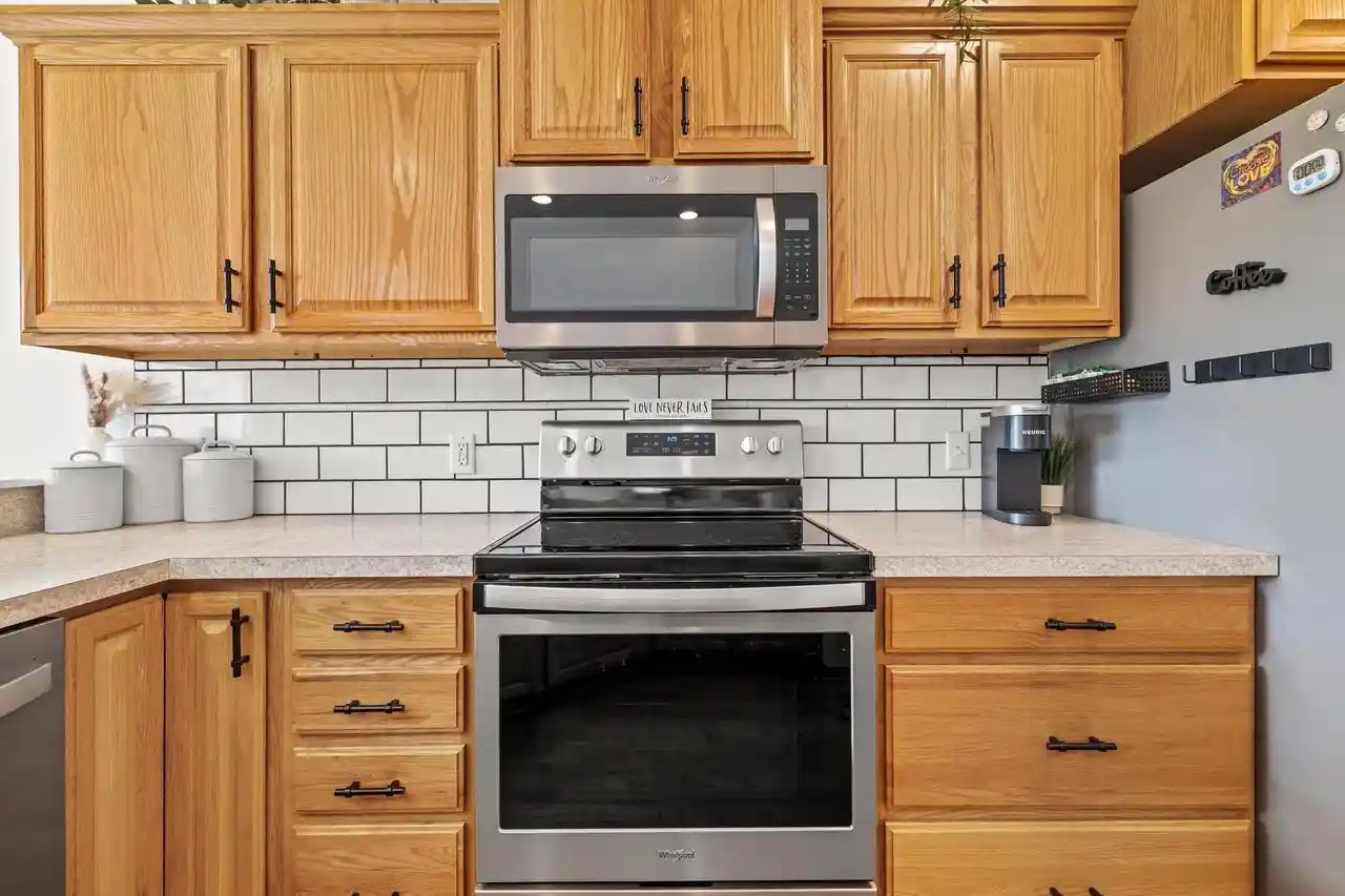 5th image of 6300 44th St St, Kenosha, WI 53144
