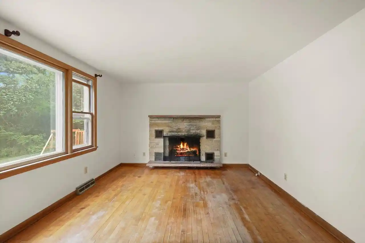 Photo 4 of Single family home for sale at 4364 Vilas Road Road, Cottage Grove, WI 53527 | MLS# 2028108 | Listing updated on 2026-09-03