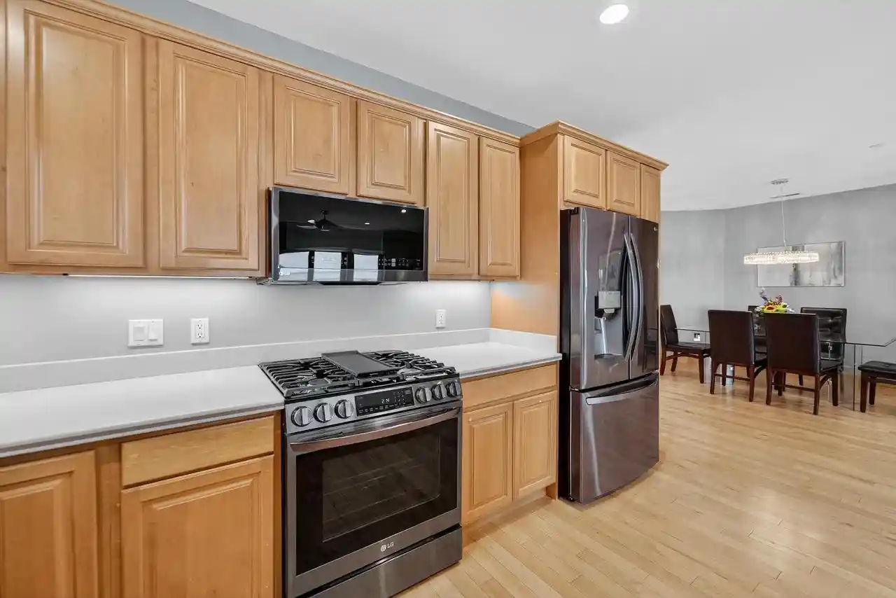 2nd image of 4101 Monona Dr Dr #302, Monona, WI 53716 | MLS# 2028113