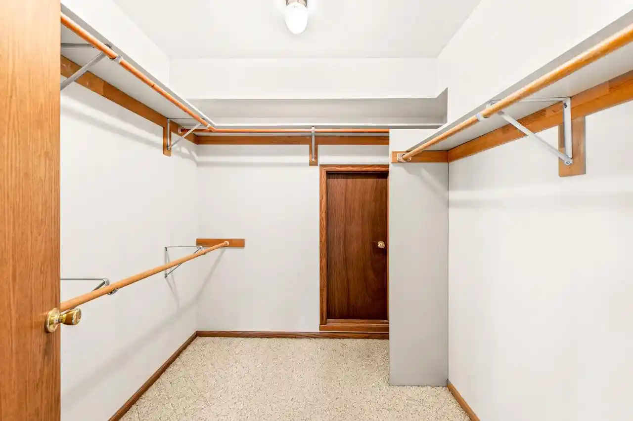 5th image of 8899 S Patricia Boulevard Boulevard, Oak Creek, WI 53154 | MLS# 1971745