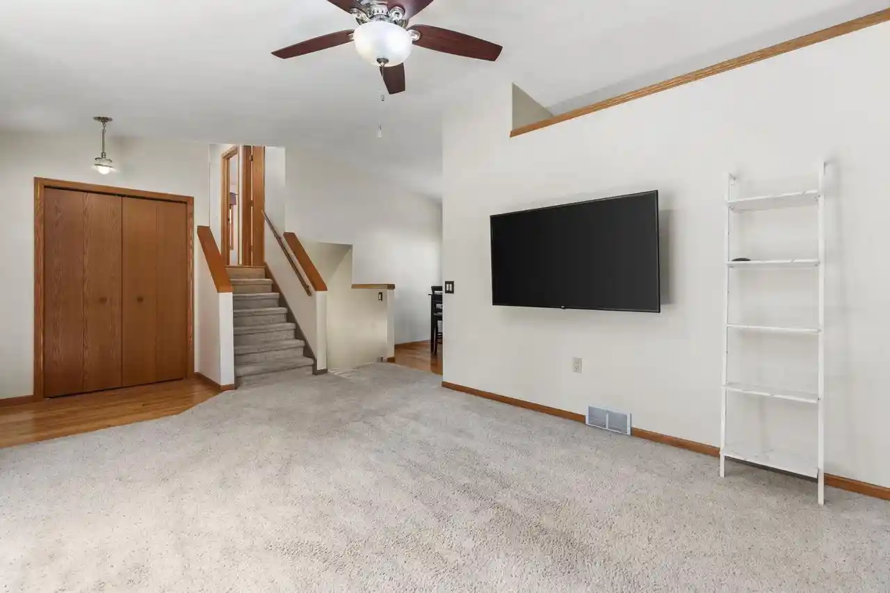 3rd image of 2836 Warner Lane Lane, Madison, WI 53713 | MLS# 2028115