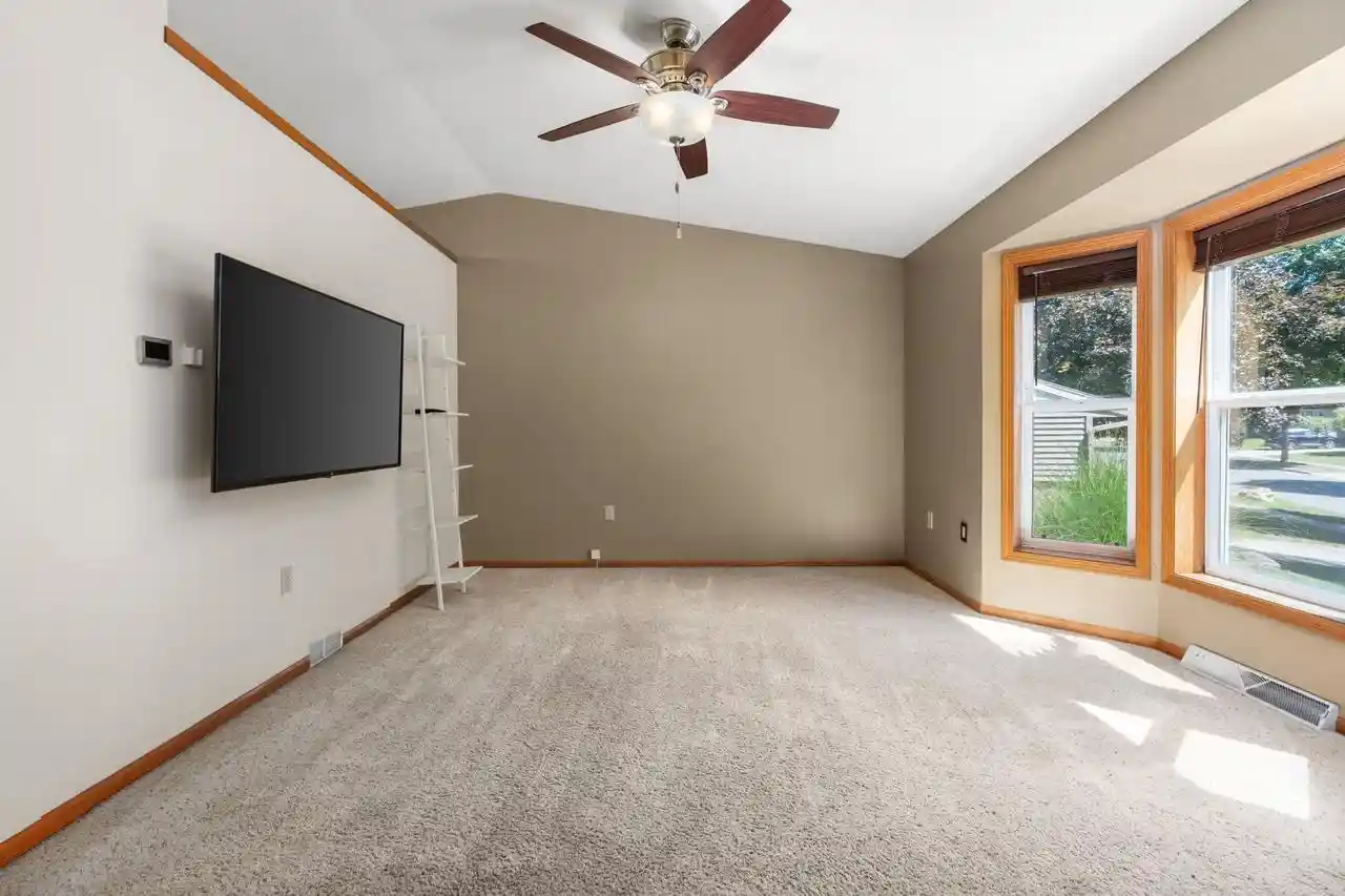41st image of 2836 Warner Lane Lane, Madison, WI 53713 | MLS# 2028115