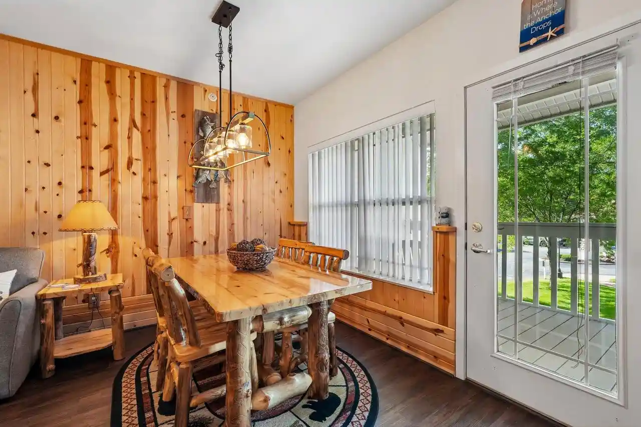 3rd image of 1505 S Shore Dr Dr, Delavan, WI 53115