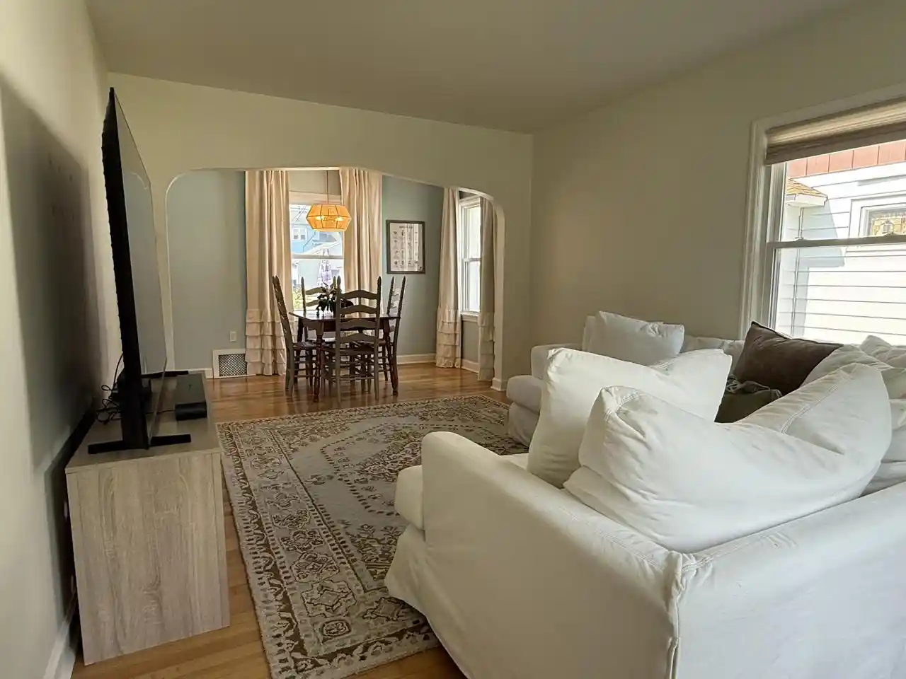 3rd image of 3835 E Holmes Avenue Avenue, Cudahy, WI 53110 | MLS# 1971766