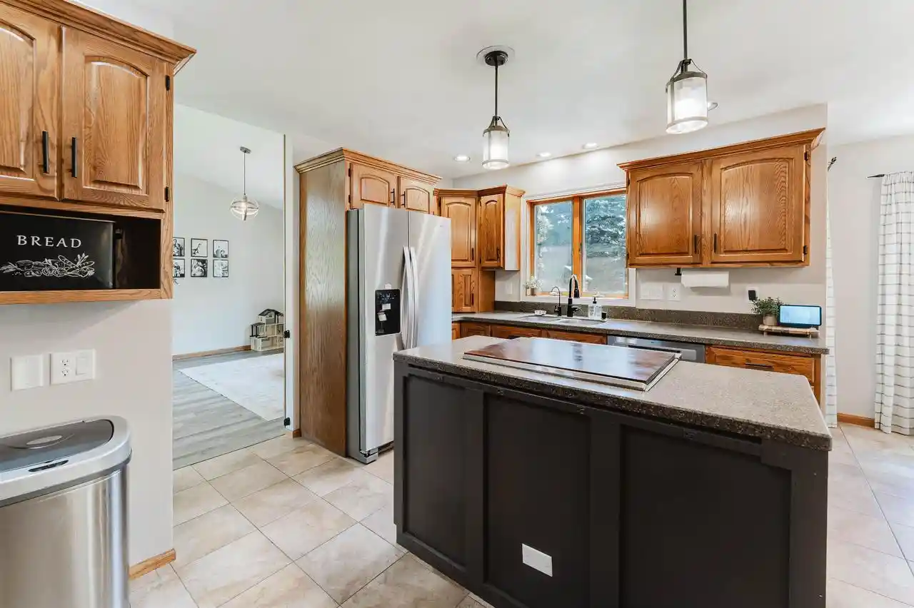 4th image of 51 Overland Trail Trail, Oshkosh, WI 54904 | MLS# 50329155