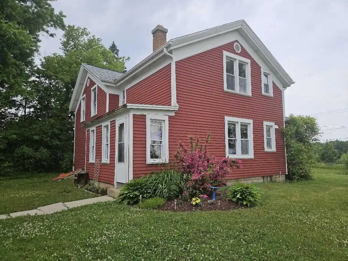 Homes for sale in Germantown, WI | N120w14985 Freistadt Road Road, Germantown, WI 53022 | MLS# 1971765