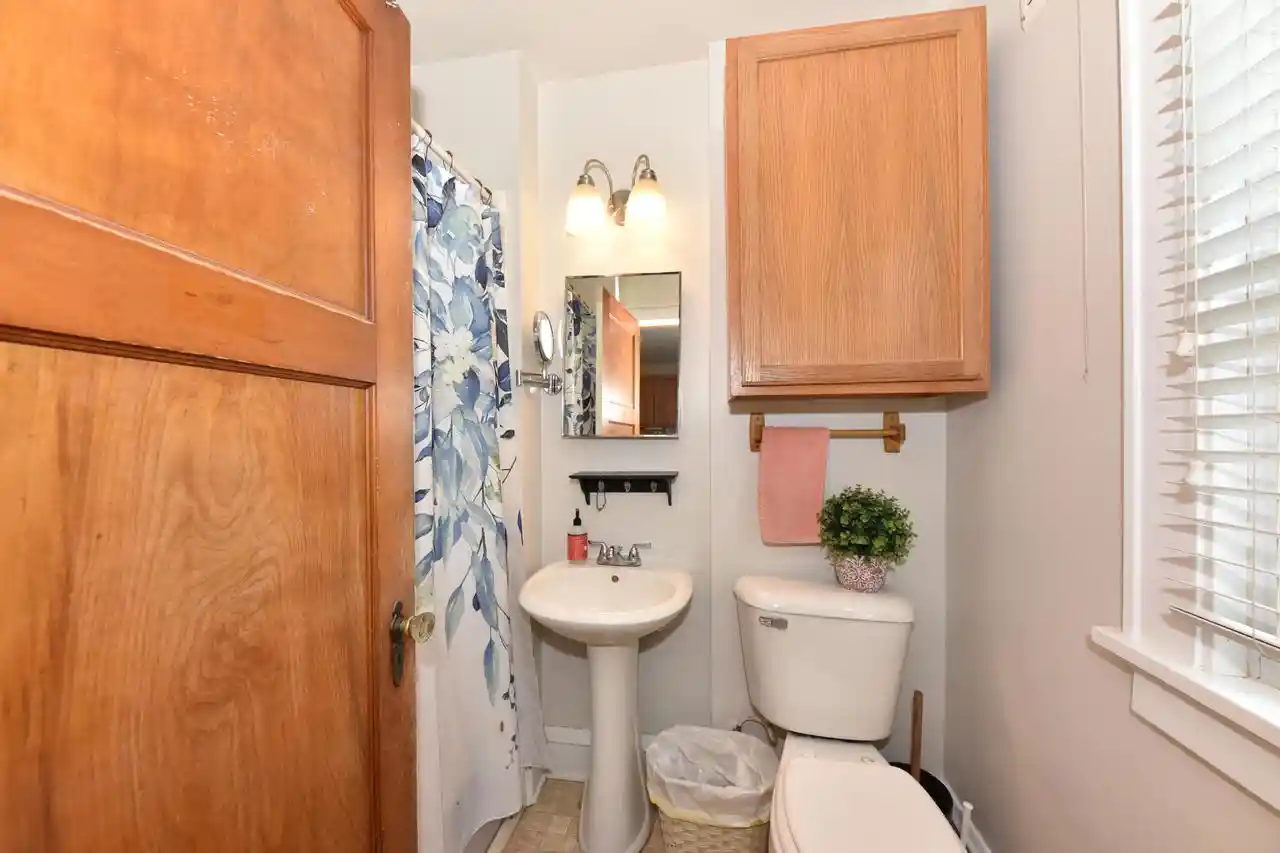 5th image of N120W14985 Freistadt Road Road, Germantown, WI 53022 | MLS# 1971765