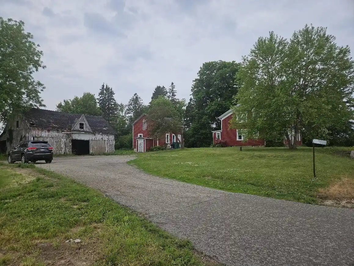 Homes for sale in Germantown, WI | N120w14985 Freistadt Road Road, Germantown, WI 53022 | MLS# 1971765