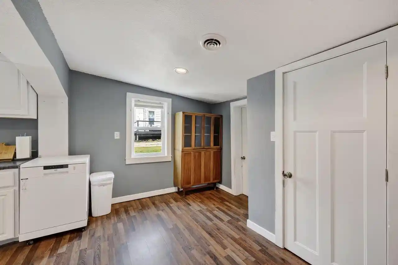 3rd image of 408 N Warren Street Street, Watertown, WI 53098 | MLS# 2028122
