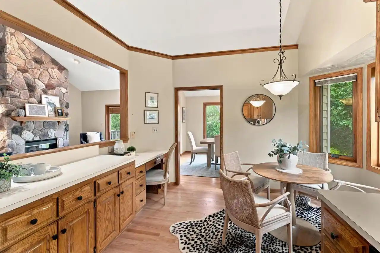 2nd image of 1611 W Eastbrook Court Court, Mequon, WI 53092 | MLS# 1971775