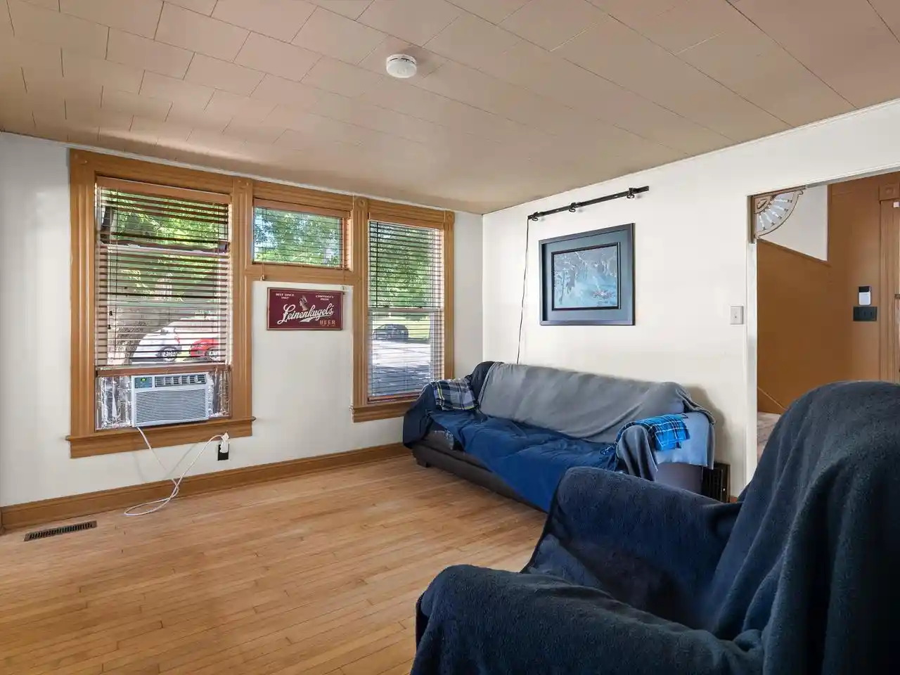 Photo 3 of Single family home for sale at 436 N 7th Street Street, Manitowoc, WI 54220 | MLS# 1971782 | Listing updated on 2026-09-15