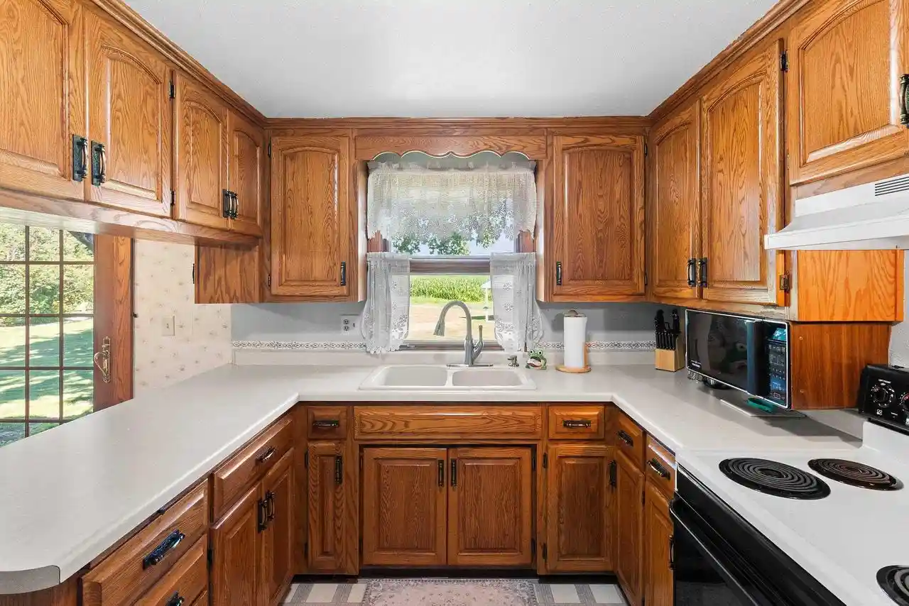 3rd image of 5091 Caledonia Dr Dr, New Franken, WI 54229 | MLS# 50329170