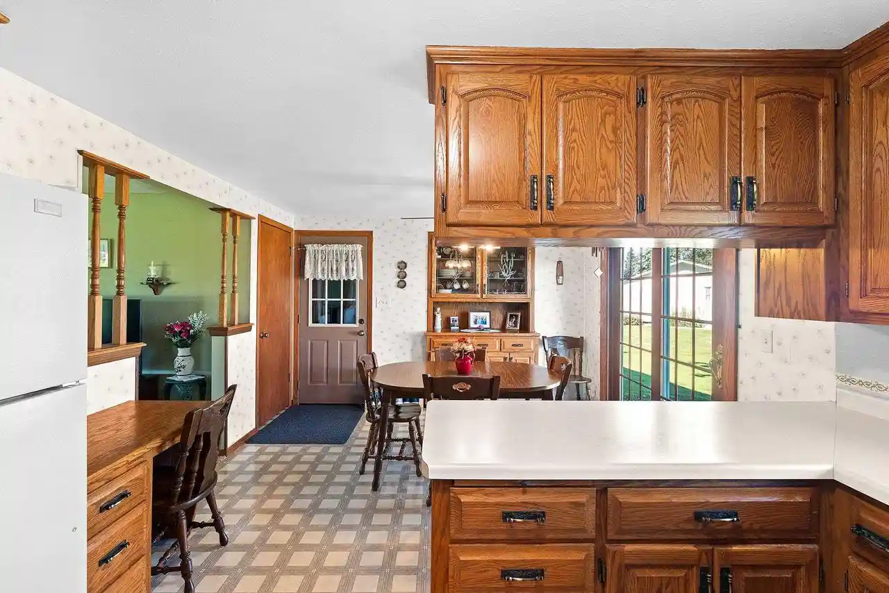 5th image of 5091 Caledonia Dr Dr, New Franken, WI 54229 | MLS# 50329170