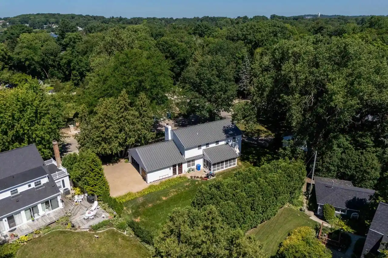 Photo 1 of Single family home for sale at 92 Cambridge Road Road, Madison, WI 53704 | MLS# 2028138 | Listing updated on 2026-09-03