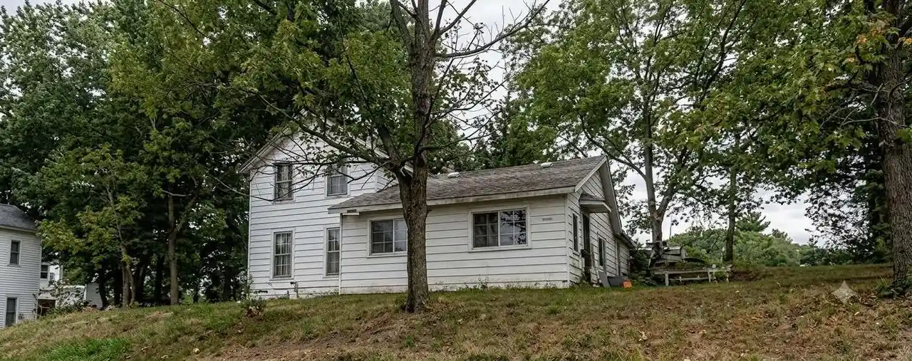 Homes for sale in Elroy, WI | 202 W Elroy Street Street, Elroy, WI 53929 | MLS# 2028142