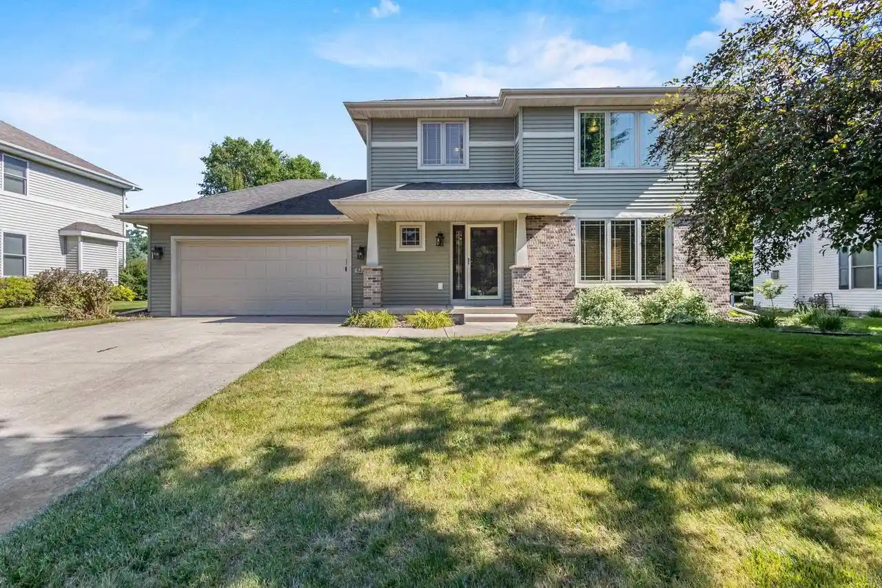 1st image of 5224 Nannyberry Dr Dr, Fitchburg, WI 53711 | MLS# 2028149