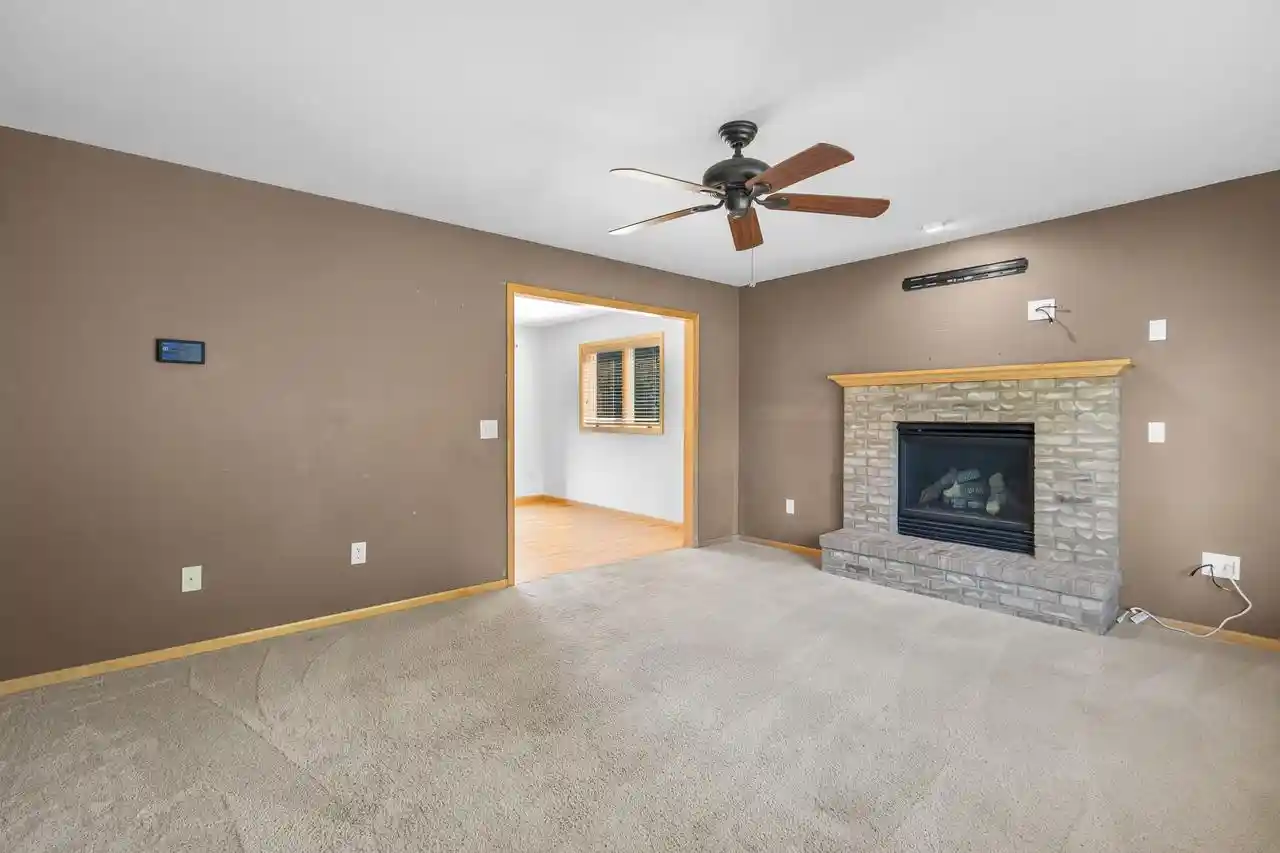 3rd image of 5224 Nannyberry Dr Dr, Fitchburg, WI 53711 | MLS# 2028149
