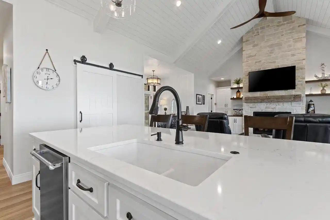 Photo 2 of Single family home for sale at 1751 East Shore Circle Circle, Green Bay, WI 54302 | MLS# 50329173 | Listing updated on 2026-09-18