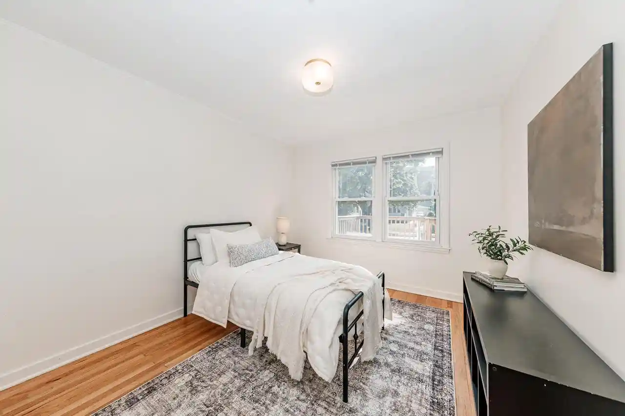 4th image of 3269 N Oakland Avenue Avenue, Milwaukee, WI 53211 | MLS# 1971800