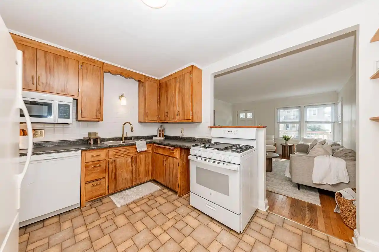 30th image of 3269 N Oakland Avenue Avenue, Milwaukee, WI 53211 | MLS# 1971800