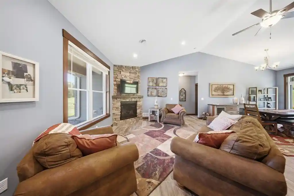 Photo 3 of Single family home for sale at 911 67Th Avenue Avenue, Hudson, WI 54016 | MLS# 1603301 | Listing updated on 2026-08-03