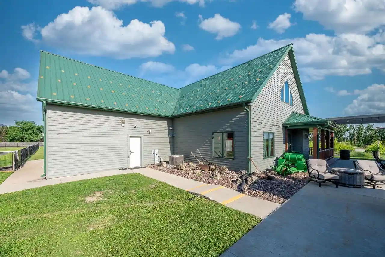 Photo 4 of Single family home for sale at 22200 W 6 Mile Road Road, Franksville, WI 53126 | MLS# 1971822 | Listing updated on 2026-09-24