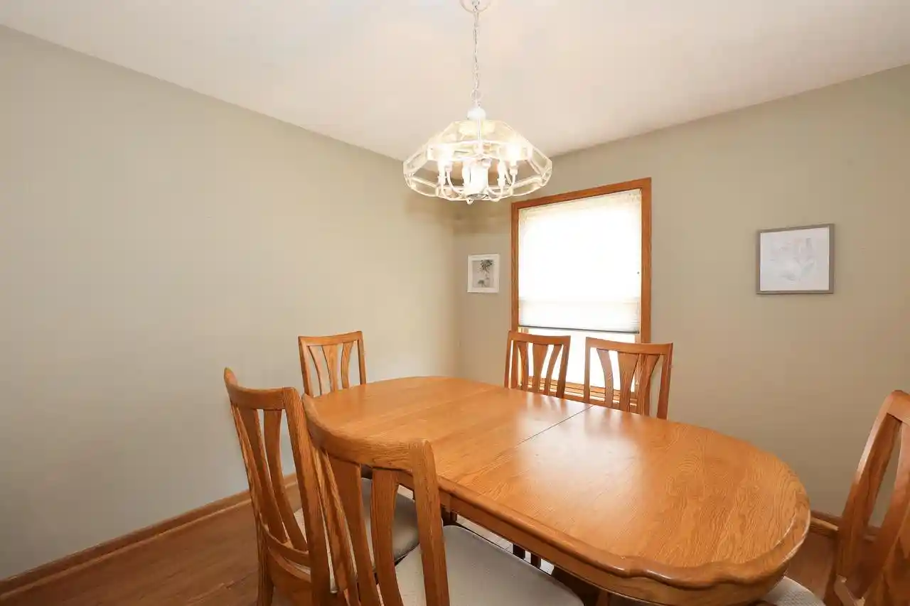 image of 8795 S Lizanne Dr Dr, Oak Creek, WI 53154 | MLS# 1971831