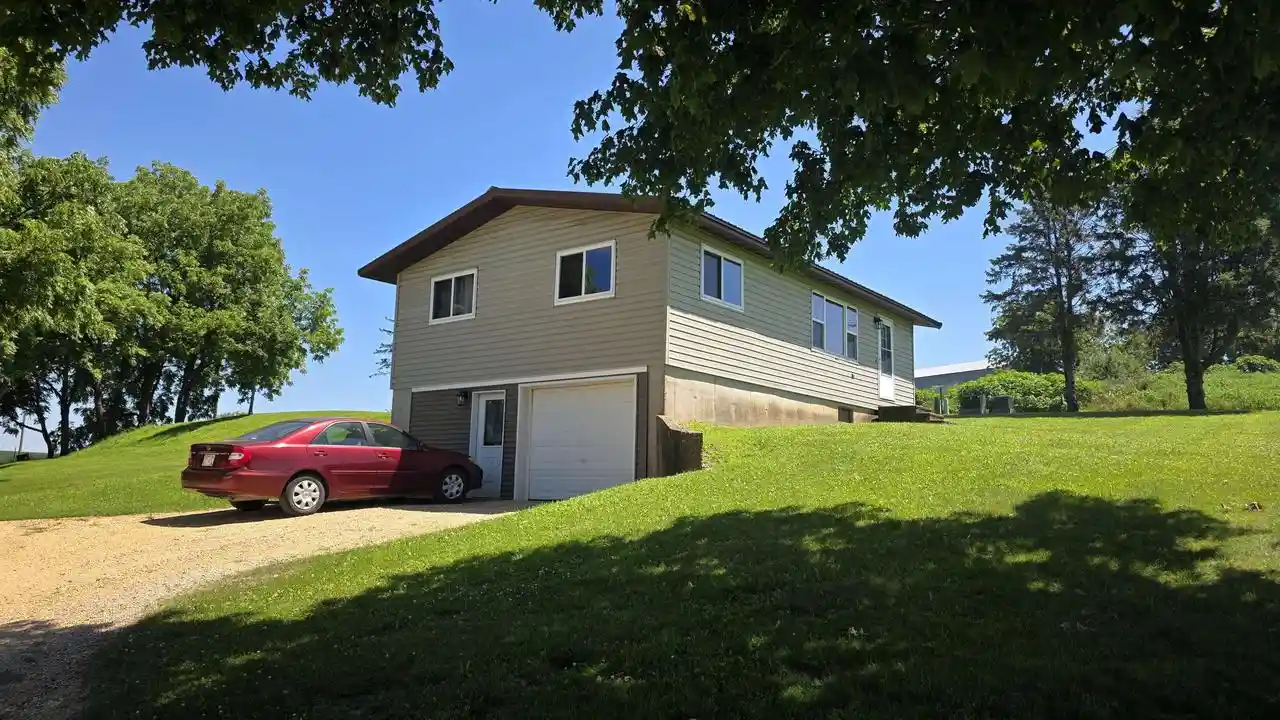 1st image of 12315 Borah Ridge Road Road, Prairie Du Chien, WI 53821 | MLS# 2028171