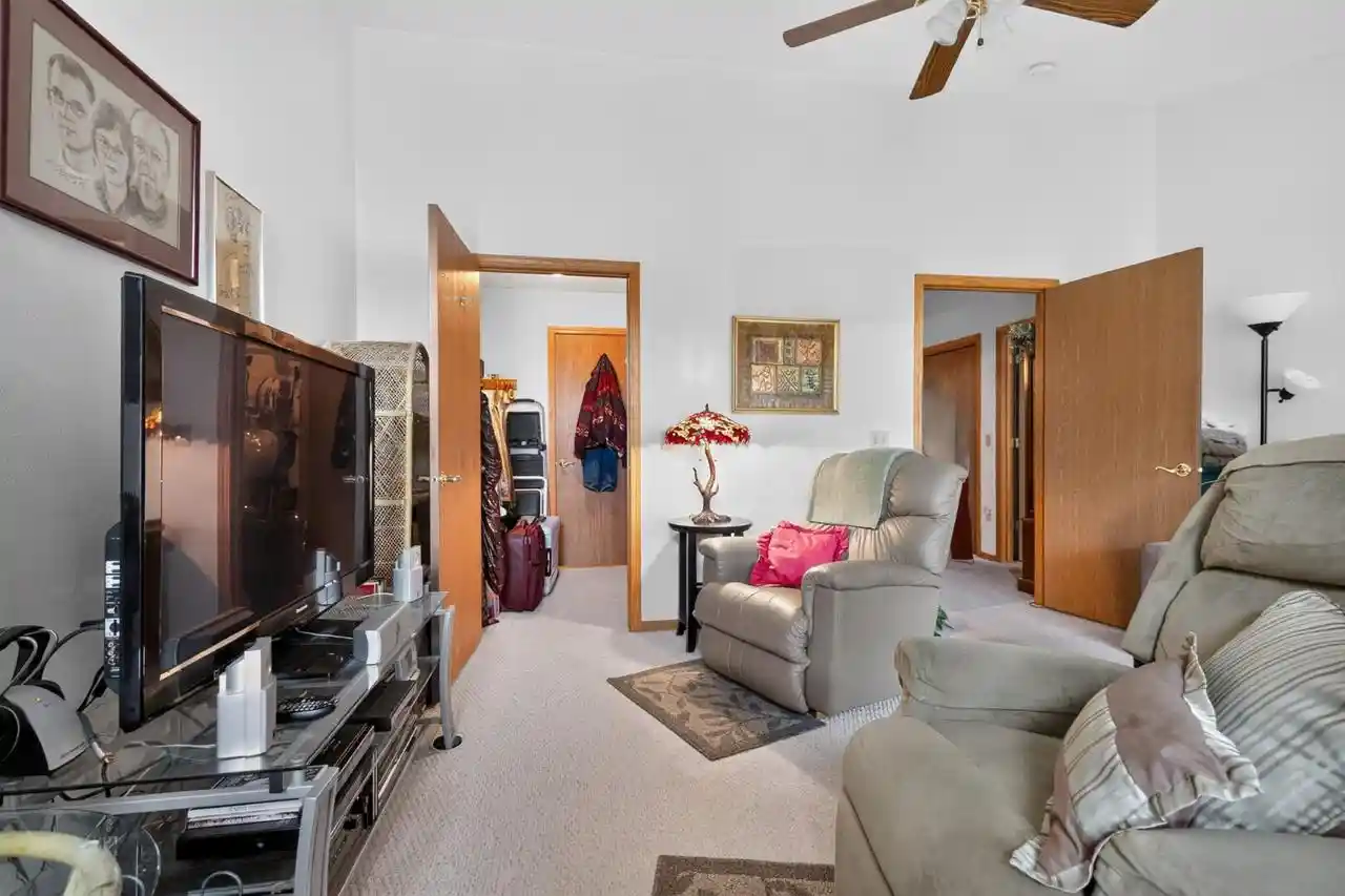 30th image of 6115 S Creekside Dr Dr #3, Cudahy, WI 53110 | MLS# 1971841