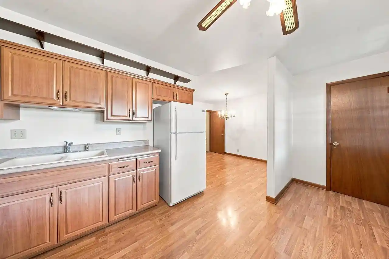 2nd image of 5069 W Colonial Court Court, Milwaukee, WI 53220 | MLS# 1971851