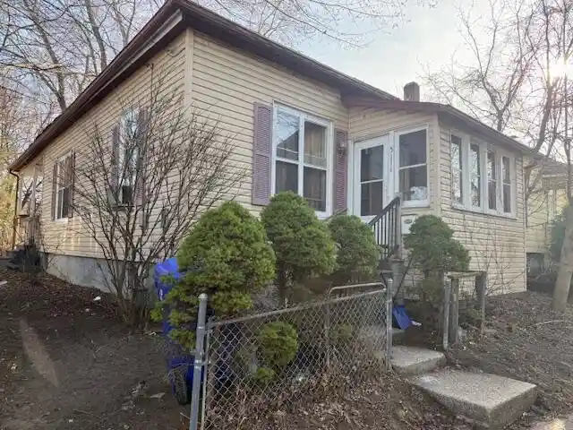 1st image of 511 66th Street Street, Kenosha, WI 53143 | MLS# 1971861