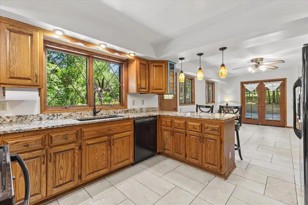 5th image of S68W17886 East Dr Dr, Muskego, WI 53150 | MLS# 1971864