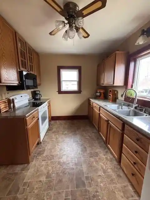 4th image of 513 N Michigan Street Street, Prairie Du Chien, WI 53821 | MLS# 2028182