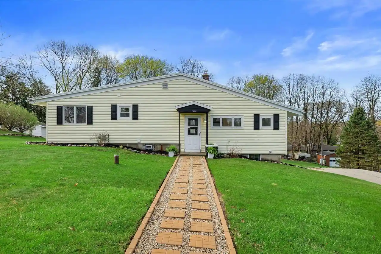 1st image of 14225 Forest View Lane Lane, Brookfield, WI 53005 | MLS# 1971879