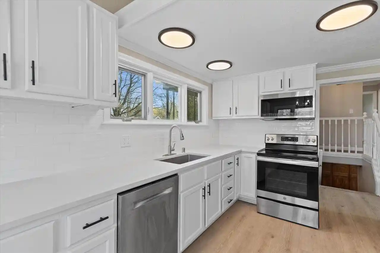image of 14225 Forest View Lane Lane, Brookfield, WI 53005 | MLS# 1971879