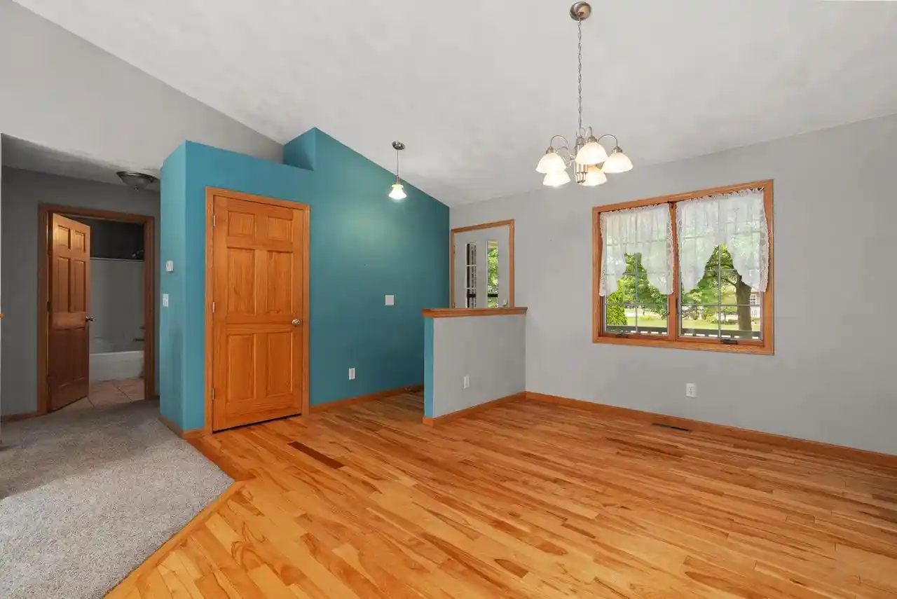3rd image of 204 Noahs Arc Court Court, Evansville, WI 53536 | MLS# 2028190