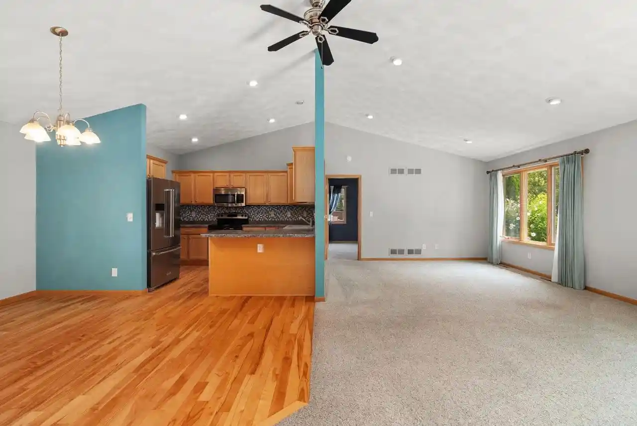 5th image of 204 Noahs Arc Court Court, Evansville, WI 53536 | MLS# 2028190