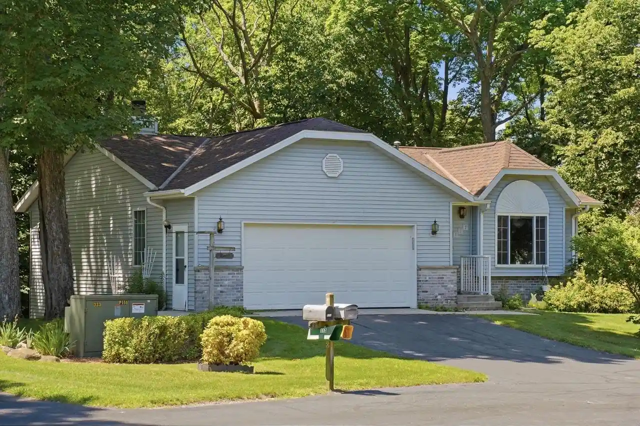 1st image of 117 Manor Court Court, Slinger, WI 53086 | MLS# 1971887