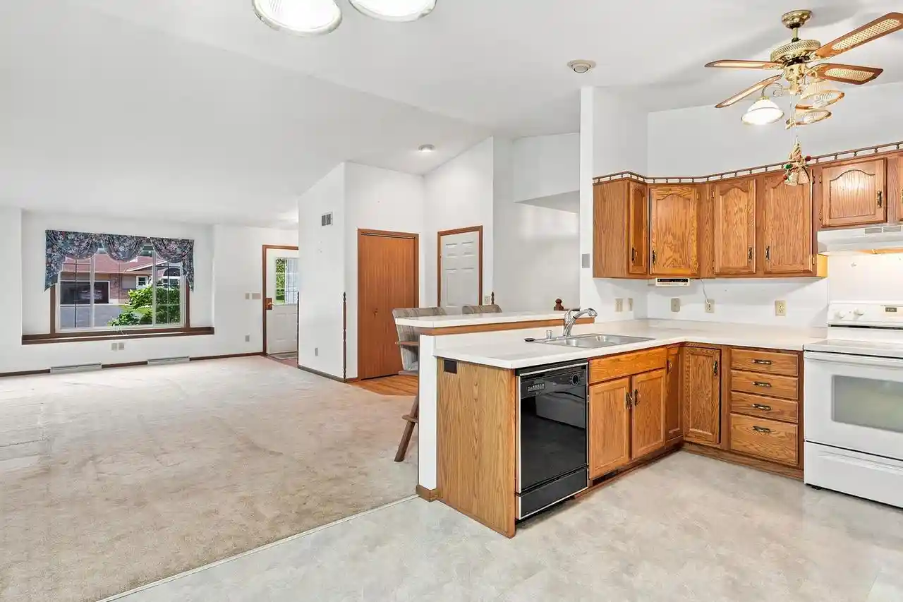 43rd image of 117 Manor Court Court, Slinger, WI 53086 | MLS# 1971887