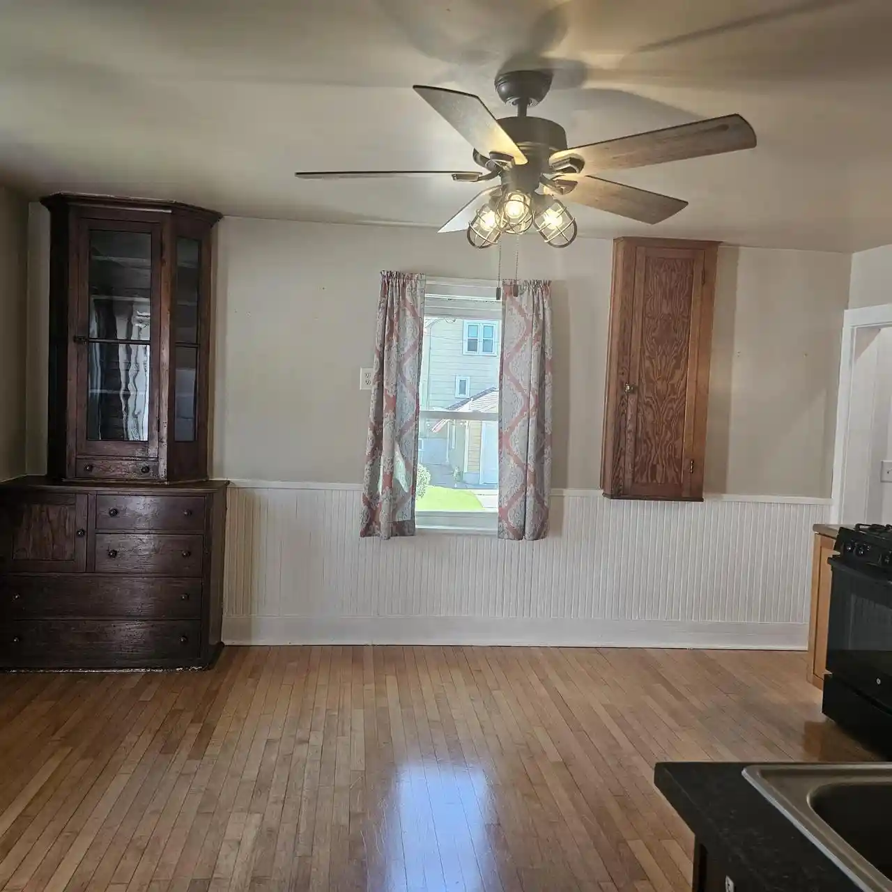 Photo 4 of Single family home for sale at 618 W Cook Street Street, Portage, WI 53901 | MLS# 2028205 | Listing updated on 2026-09-14