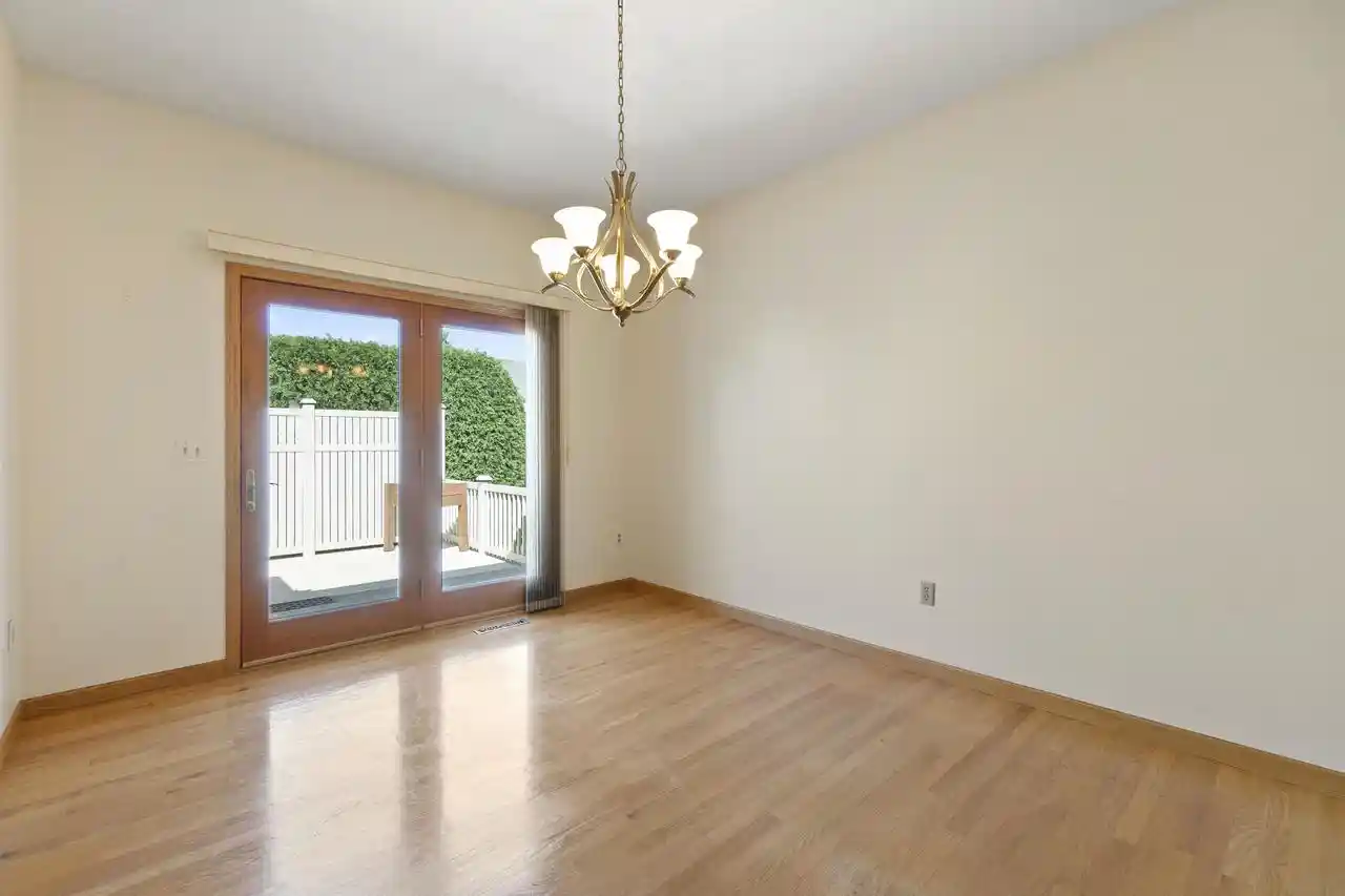 2nd image of 8 Hampton Court Court, Fond Du Lac, WI 54935 | MLS# 50329199