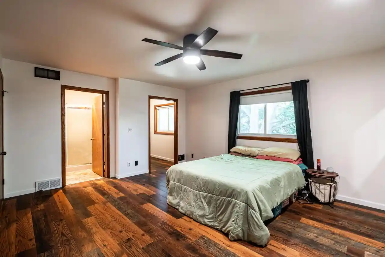 4th image of 6441 S Crabapple Court Court #3, Oak Creek, WI 53154 | MLS# 1971895