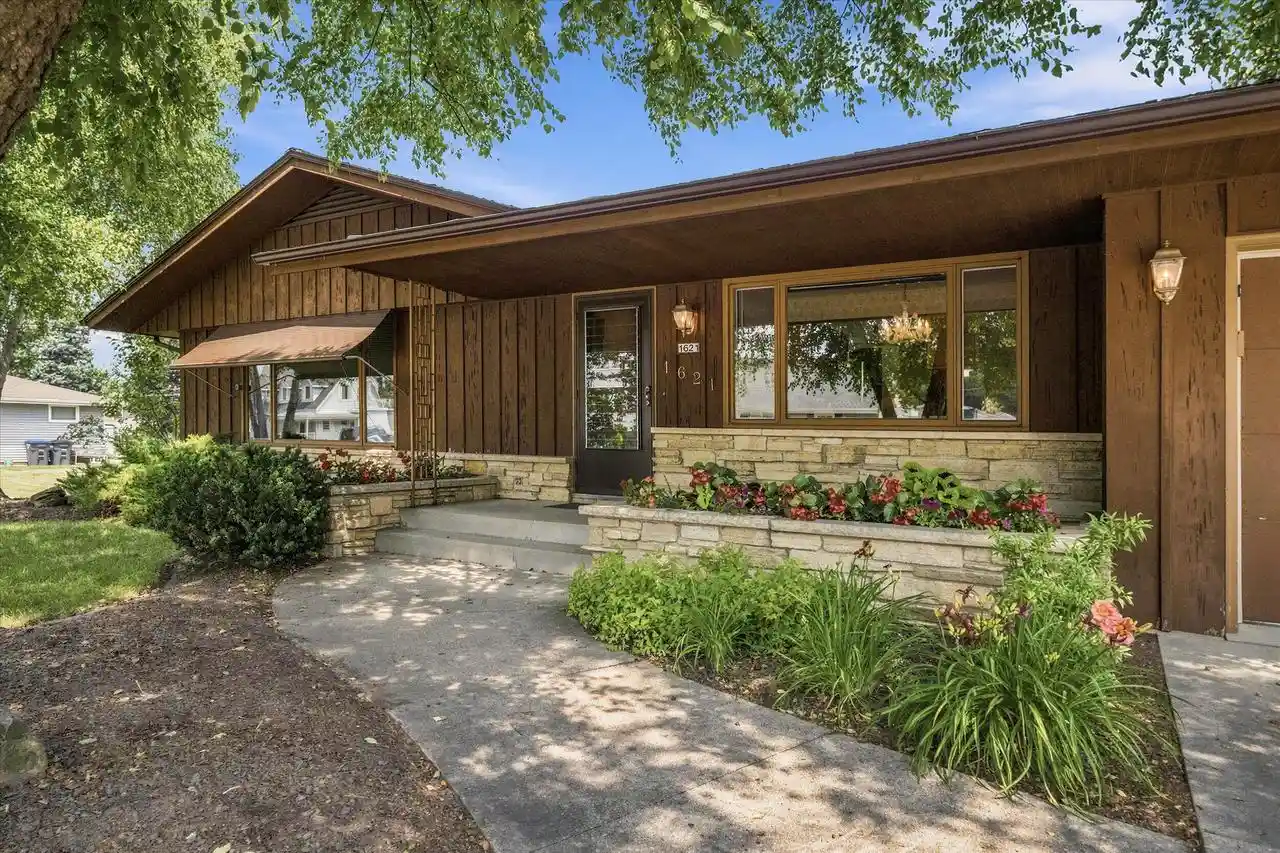 1st image of 1621 N 29 Street Street, Sheboygan, WI 53081 | MLS# 1971908