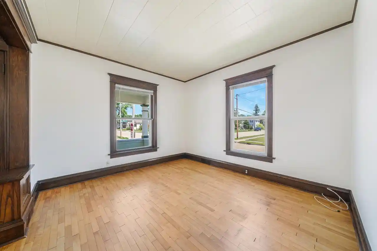 37th image of 23 E Melvin Avenue Avenue, Oshkosh, WI 54901 | MLS# 50329217