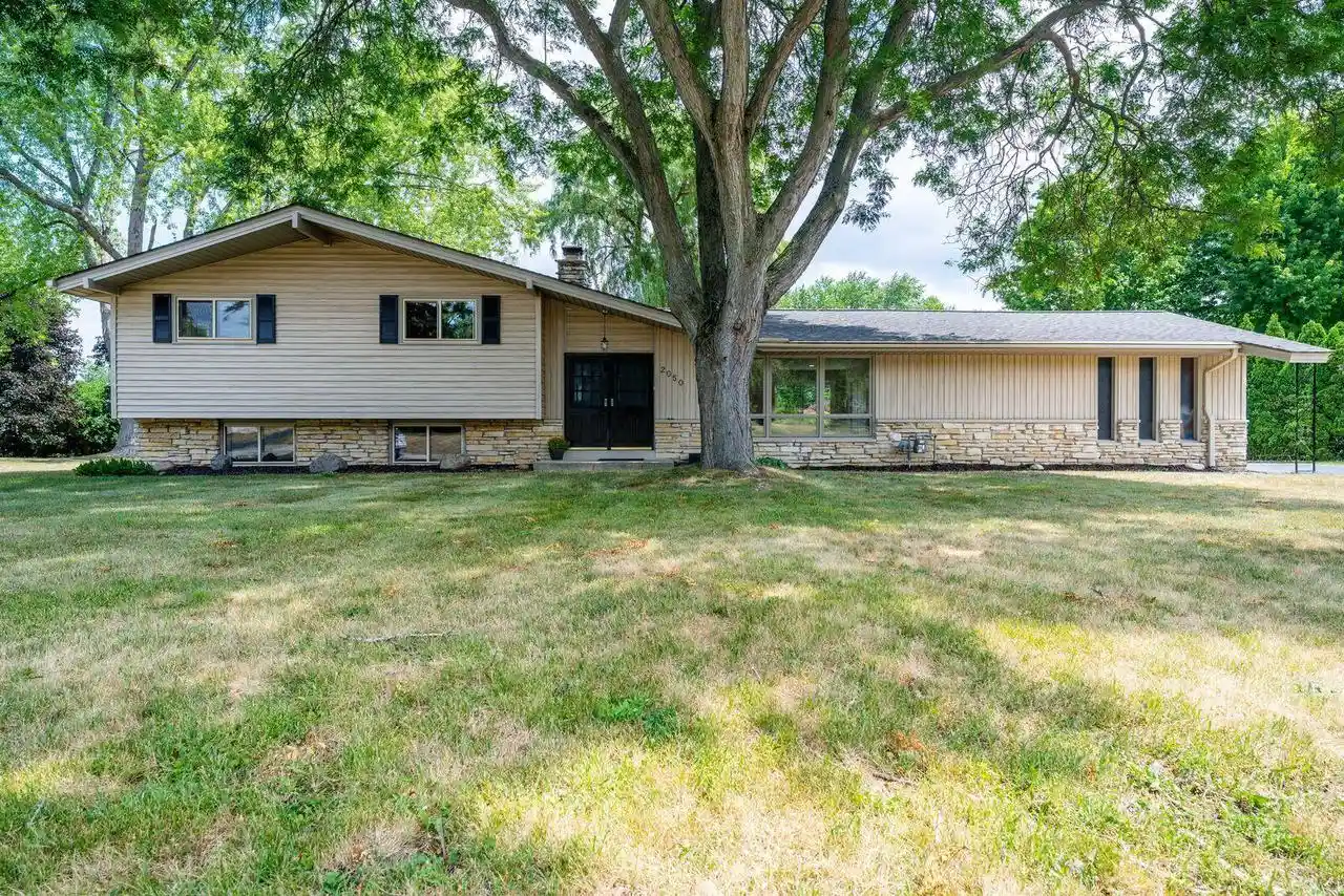 1st image of 2050 Mt Kisco Dr Dr, Elm Grove, WI 53122 | MLS# 1971911