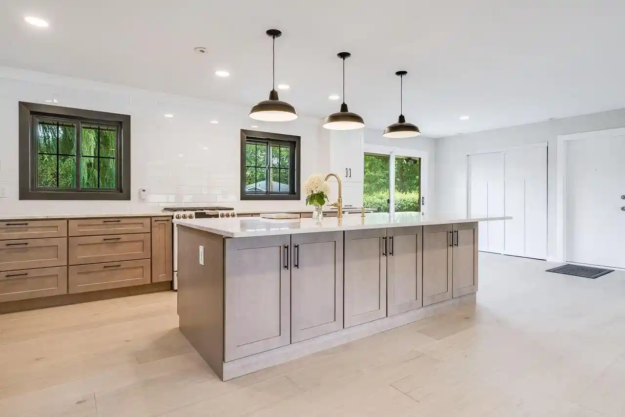 2nd image of 2050 Mt Kisco Dr Dr, Elm Grove, WI 53122 | MLS# 1971911