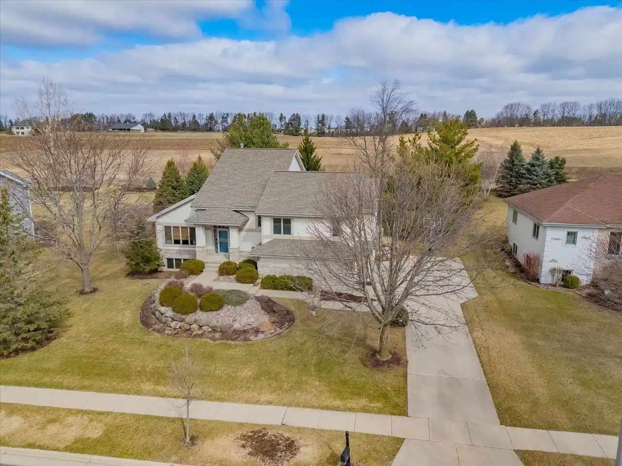 1st image of 9514 Hill Creek Dr Dr, Verona, WI 53593 | MLS# 2028209