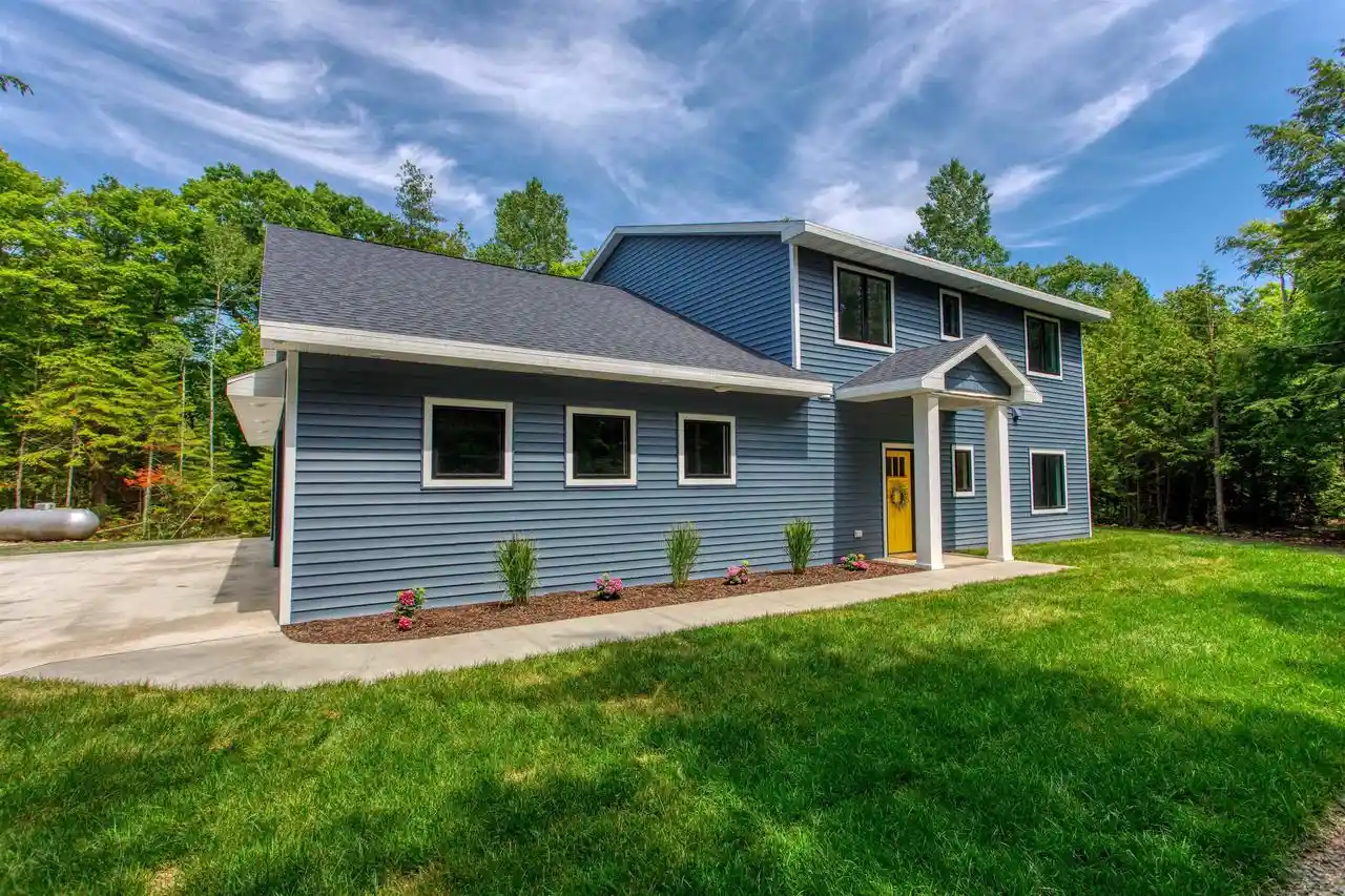 1st image of 6892 Bay Shore Dr Dr, Egg Harbor, WI 54209 | MLS# 50329219