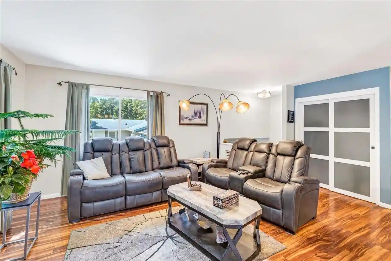 5th image of 285 Walnut Street Street, Oregon, WI 53575 | MLS# 2028213
