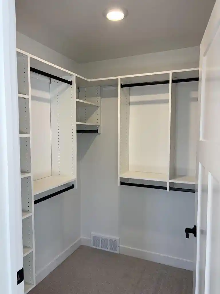 Photo 3 of Single family home for sale at 2951 Winnipeg Street Street, Menasha, WI 54952 | MLS# 50329210 | Listing updated on 2026-09-23